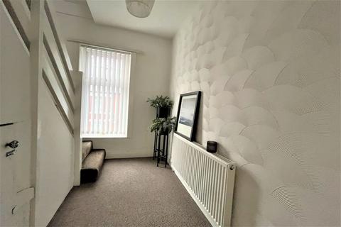 2 bedroom flat for sale - Coleridge Avenue, South Shields