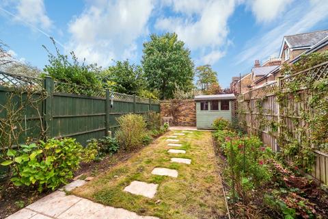 4 bedroom terraced house for sale, Gaston Bell Close, Kew, Richmond, Surrey TW9