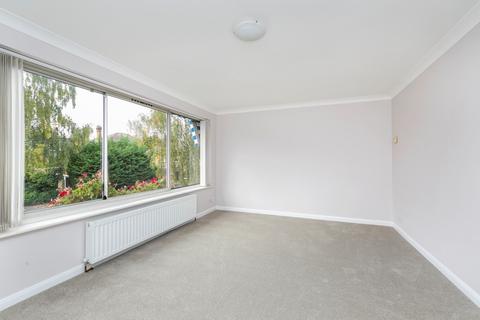 4 bedroom terraced house for sale, Gaston Bell Close, Kew, Richmond, Surrey TW9