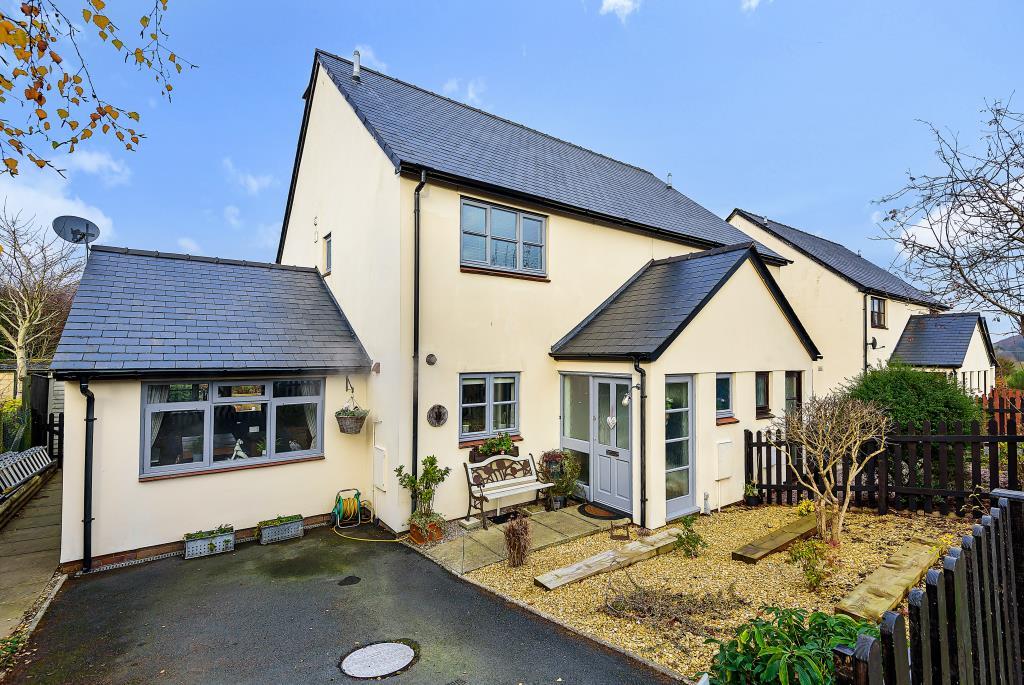 Knighton, Powys, LD7 3 bed semidetached house for sale £285,000
