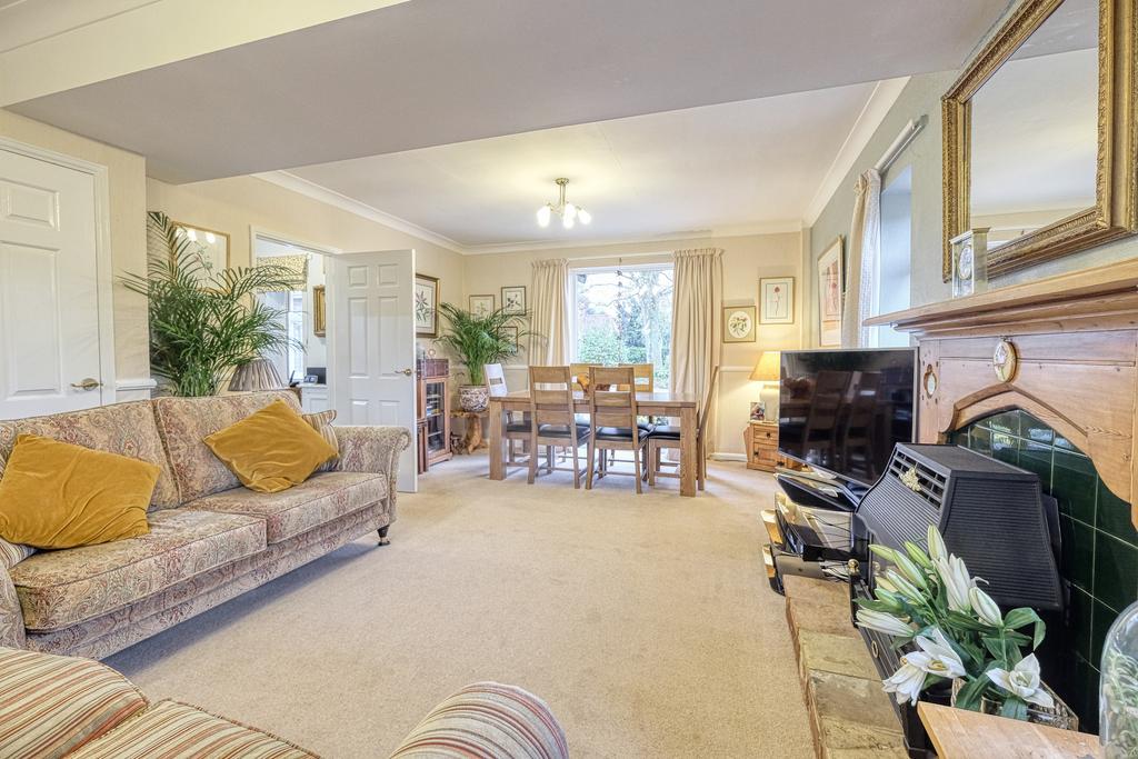 Cromer Road, North Walsham, NR28. 3 bed bungalow for sale £375,000