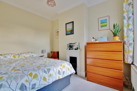 11 Botley Road, Romsey, SO51 5AG