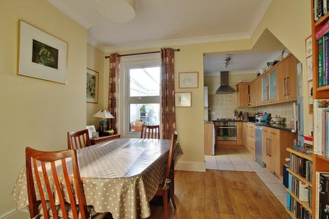 11 Botley Road, Romsey, SO51 5AG