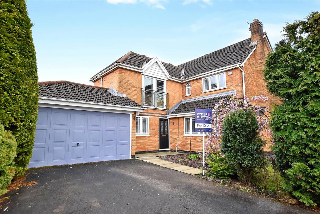 Midgley Drive, Burnedge, Rochdale, Lancashire, OL16 4 bed detached