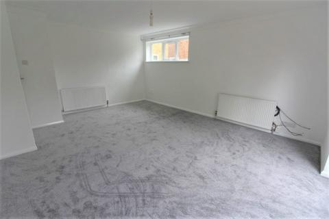 2 bedroom flat to rent, Warwick Road, Barnet EN5