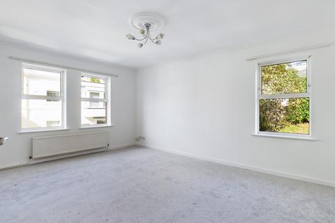 2 bedroom flat to rent - Torwood Gardens Road, Torquay
