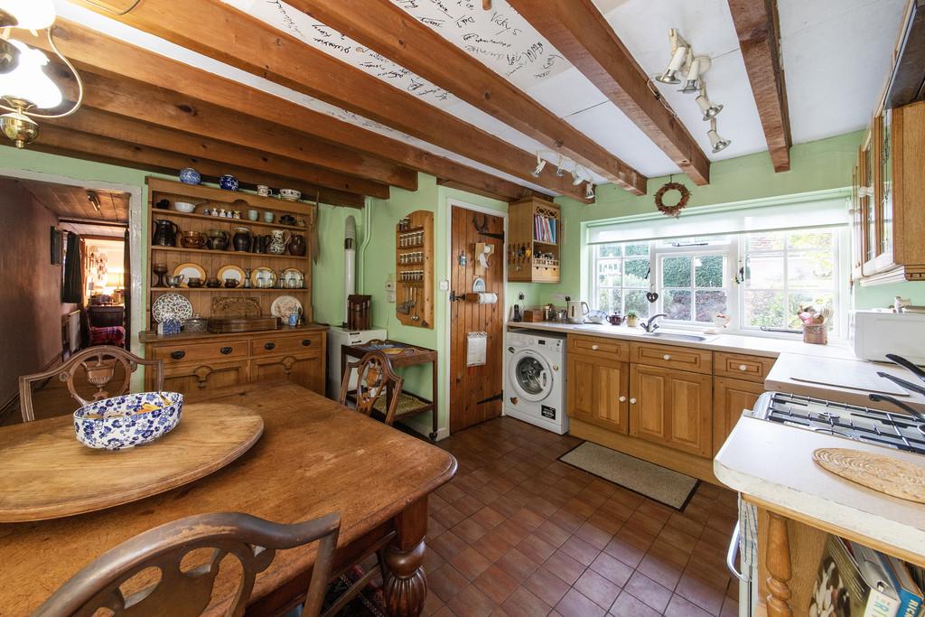 Drayton, Oxfordshire 4 bed cottage for sale £600,000
