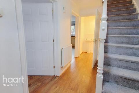 4 bedroom detached house to rent, Brigantine Drive, Newport