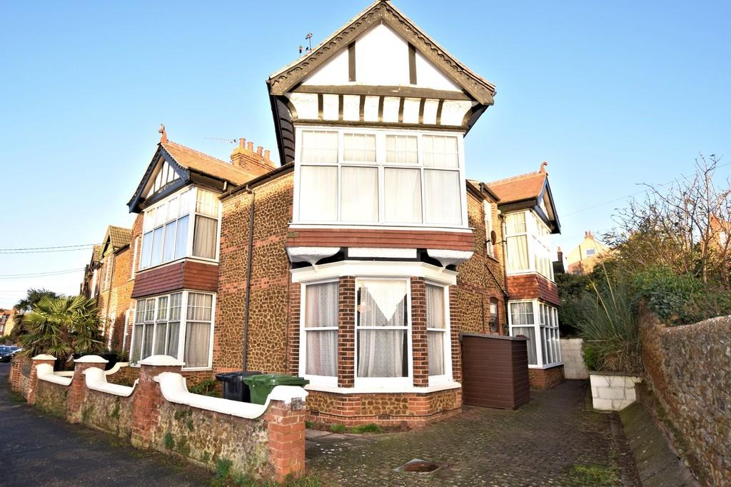 Hunstanton 5 bed end of terrace house for sale £375,000