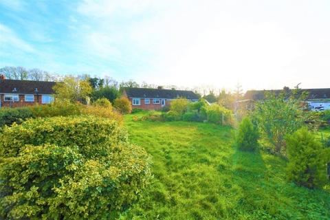 2 bedroom semi-detached bungalow for sale - The Green, Snailwell