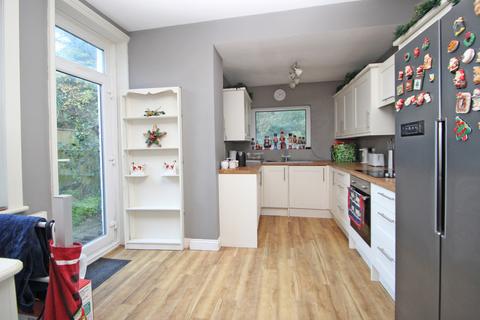 7 bedroom end of terrace house for sale - Trinity Road, Ventnor