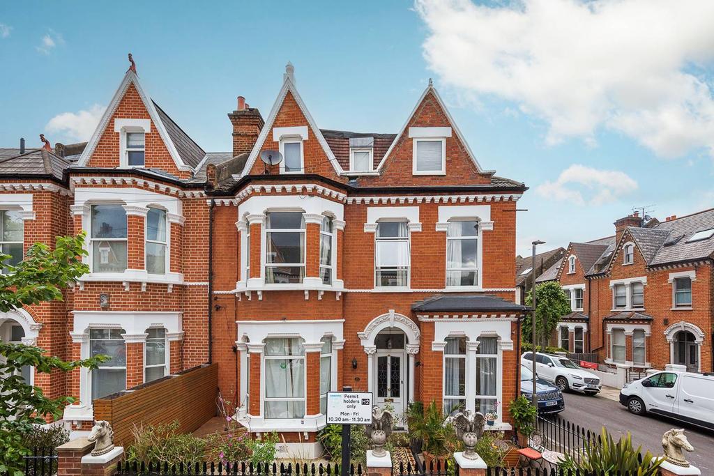 Morella Road, Balham, London, SW12 1 bed flat £1,690 pcm (£390 pw)