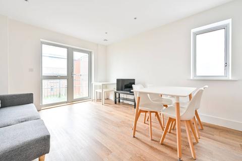 2 bedroom flat for sale, Station View, Guildford, GU1