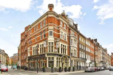 4 bedroom apartment to rent - Bentinck Street, London, W1U