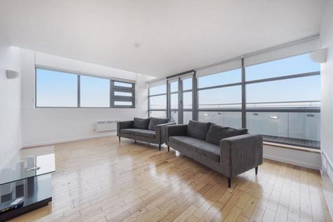 2 bedroom penthouse to rent, Lumiere Building, Romford Road E7 8AY