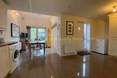 3 Pineacre Close, West Timperley, Altrincham, WA14 5YE