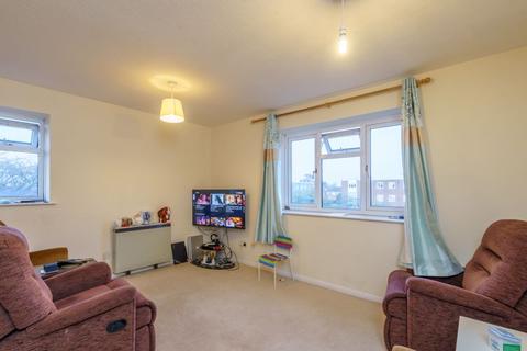 2 bedroom apartment for sale - Charles Avenue, Chichester