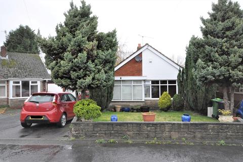 2 bedroom bungalow for sale - Conway Close, Kingswinford, DY6