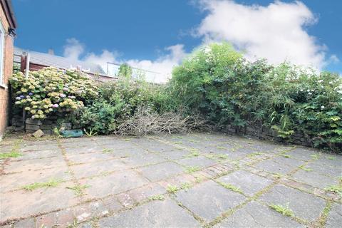 3 bedroom bungalow to rent - Davenport Fold Road, Bolton, BL2