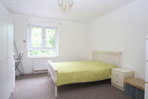 17 Wessex Lane, Greenford, UB6 8XB