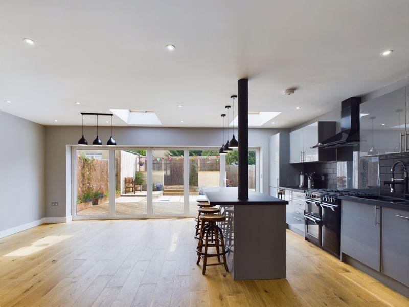 Kitchen diner