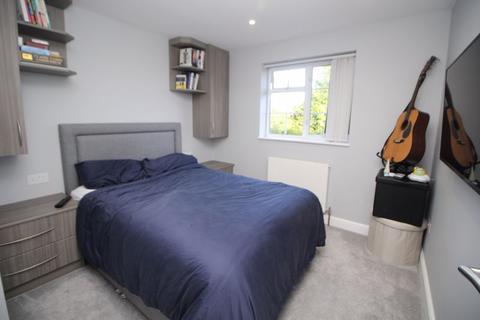 4 bedroom terraced house to rent - Blandford Road South, Slough, SL3