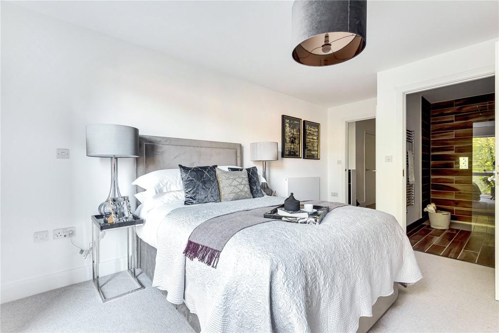 Show Apartment