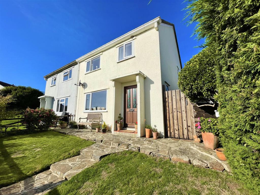 Fuller Road, Perranporth, Cornwall 3 bed semidetached house for sale £335,000