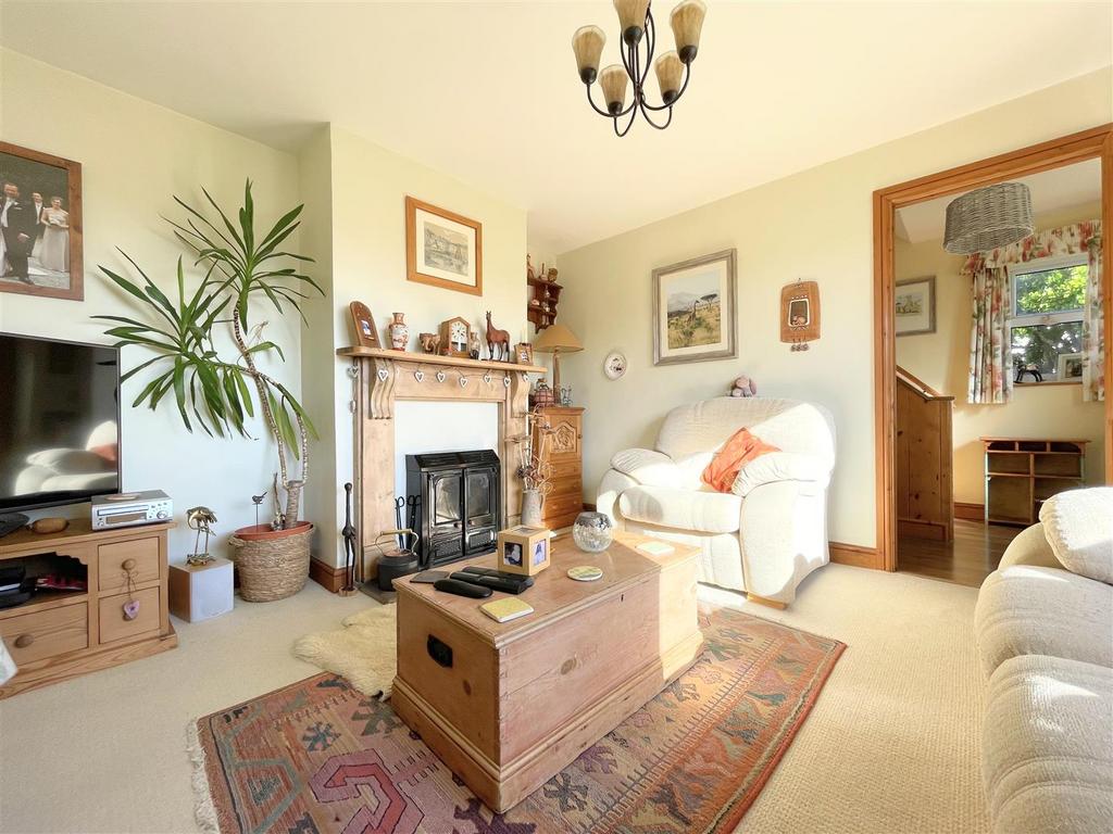 Fuller Road, Perranporth, Cornwall 3 bed semidetached house for sale £335,000