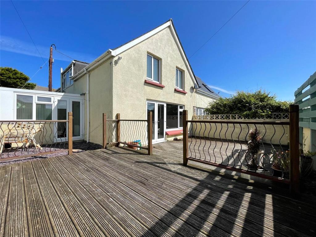 St. Hill, Perranporth 3 bed semidetached house £425,000