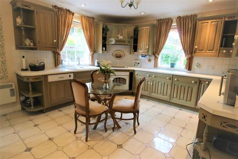 44 Clifton Road, Wolverhampton, WV6 9AP