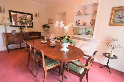 44 Clifton Road, Wolverhampton, WV6 9AP