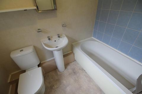 16 Swan Bank, Penn, Wolverhampton, WV4 5QE