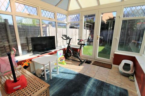 22 Markham Croft, Wolverhampton, WV9 5PU