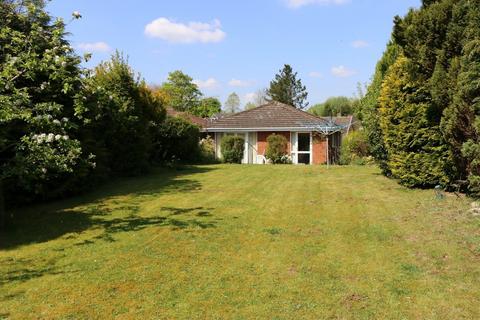 17 Alderdale, Wolverhampton, WV3 9JF