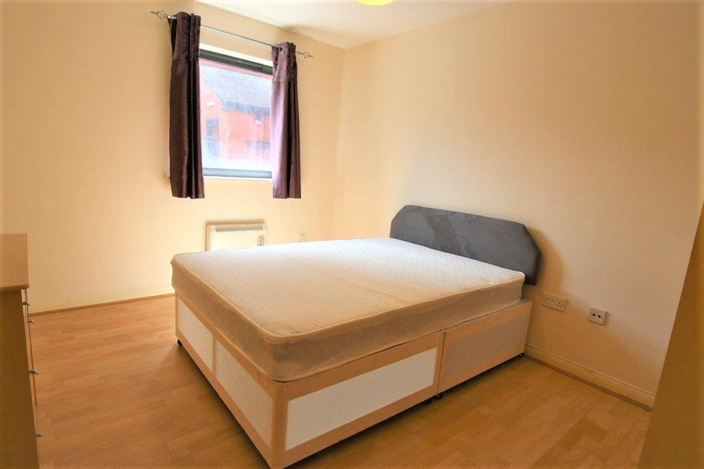 Market Square, Wolverhampton 1 bed apartment £105,000