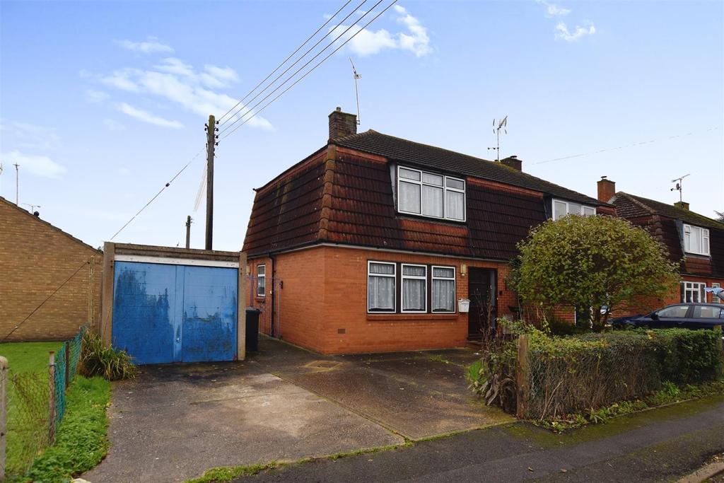 D'arcy Avenue, Maldon 3 bed semidetached house for sale £330,000