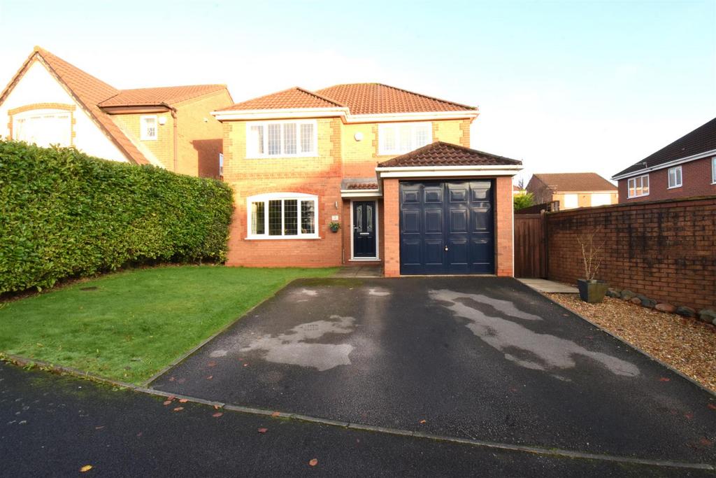 Marsham Road, Westhoughton, Bolton 4 bed detached house for sale £360,000