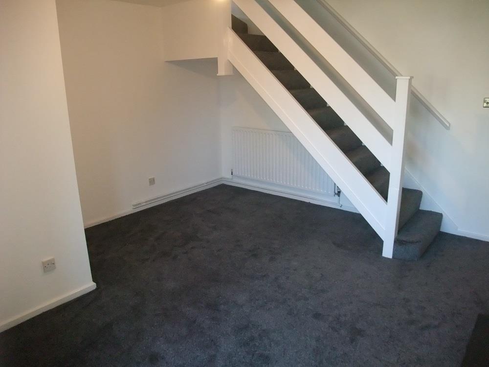 LIVING ROOM1.jpg