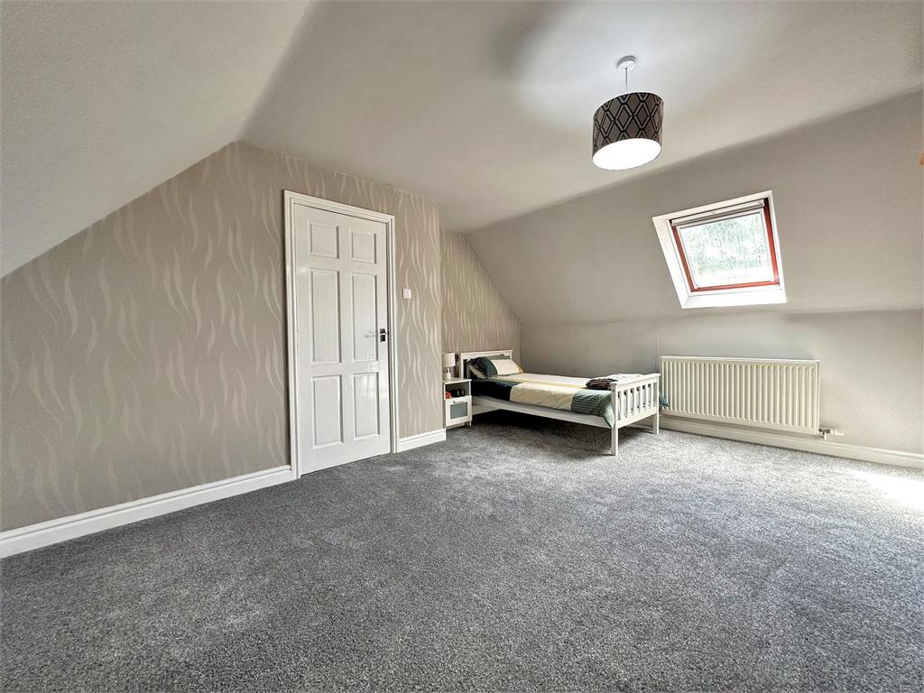 Second Bedroom 477