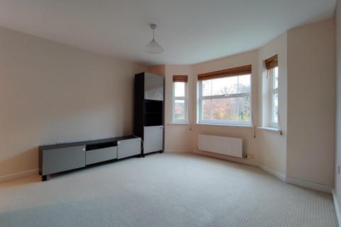 2 bedroom apartment to rent, Kentmere Road, Timperley
