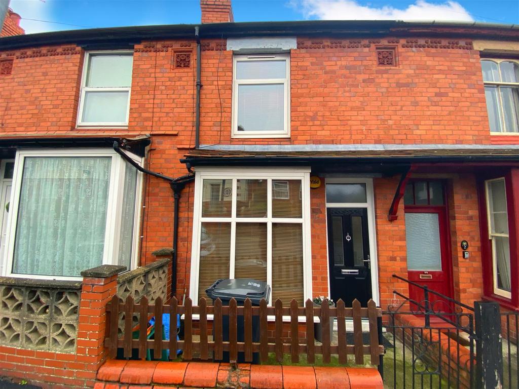 Vyrnwy Road, Oswestry 2 bed terraced house £675 pcm (£156 pw)