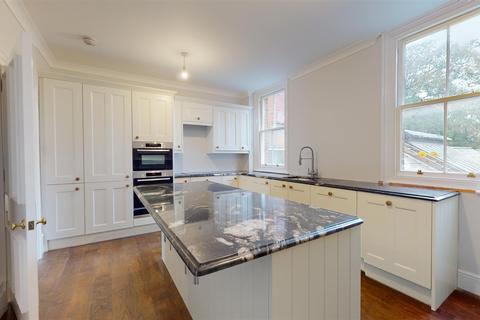 4 bedroom apartment for sale - Tower House, Canterbury Road, Westgate-On-Sea