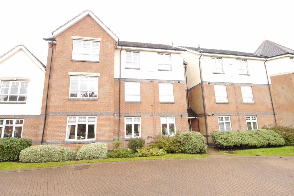 91 Turnberry Gardens, Tingley 3 bed flat £700 pcm (£162 pw)