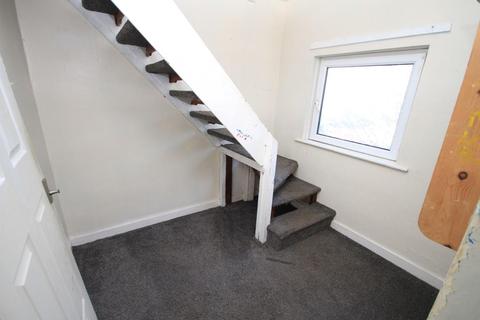 22 West Royd Drive, Shipley, BD18 1HN