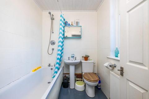 49 Lynton Road, Bristol, BS3 5LY