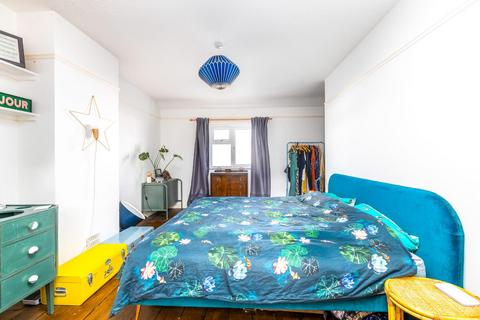 49 Lynton Road, Bristol, BS3 5LY