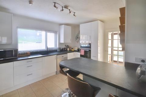 Croeso Drefach Road, Meidrim, Carmarthen, SA33 5PA
