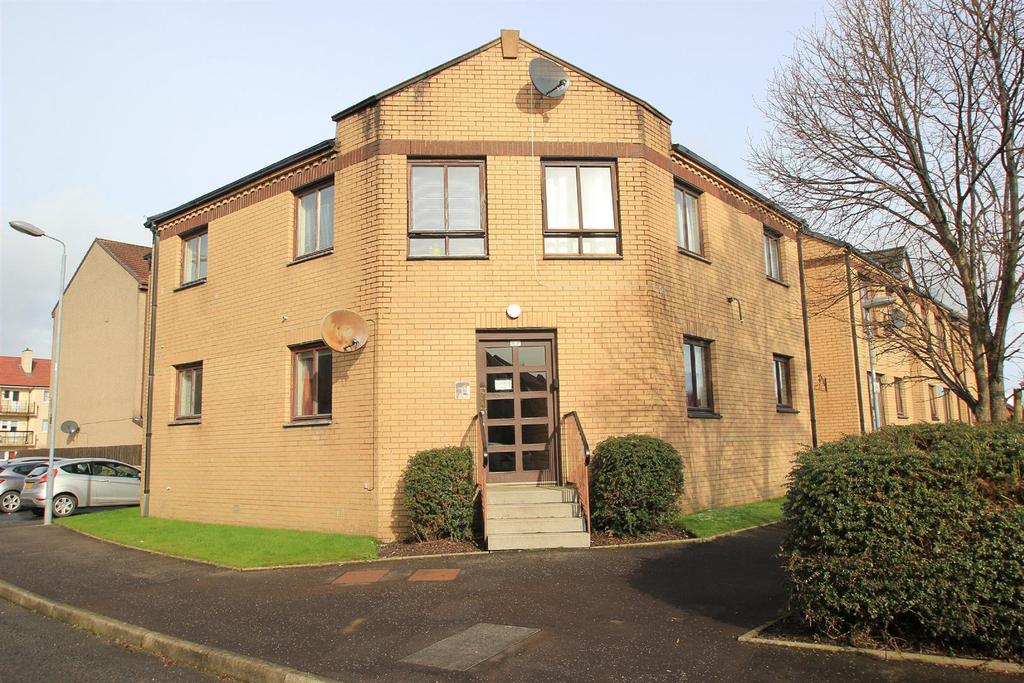 Castle Court, Kirkintilloch, Glasgow 2 bed flat £625 pcm (£144 pw)