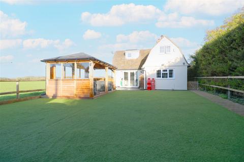 79 Colne Road, Coggeshall, Colchester, CO6 1TH